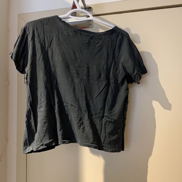 Talula Cropped Tees - Picture 2 of 6